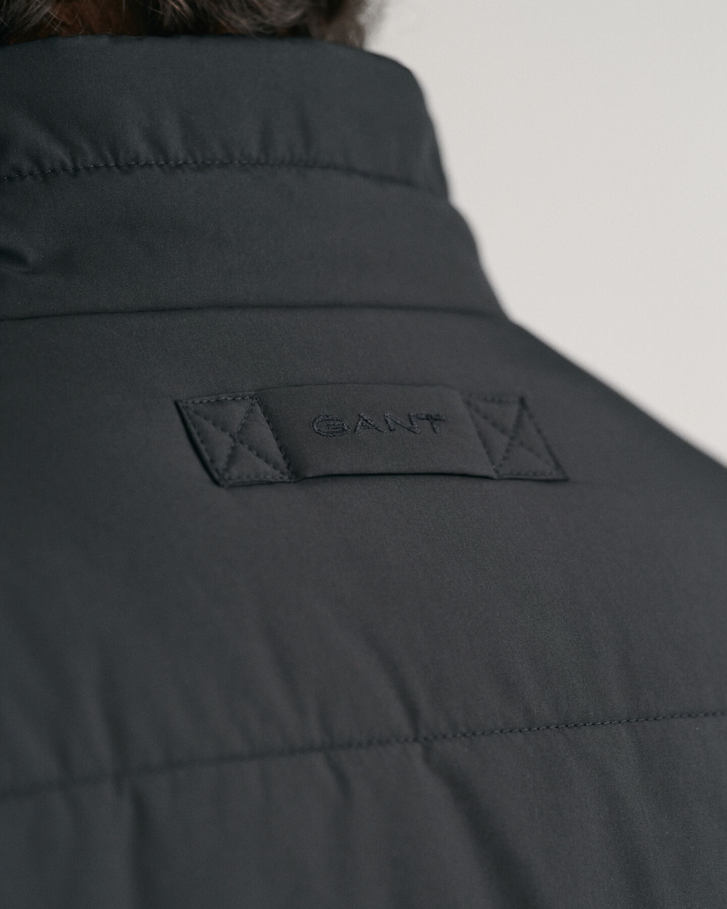 Blusão acolchoado com canais