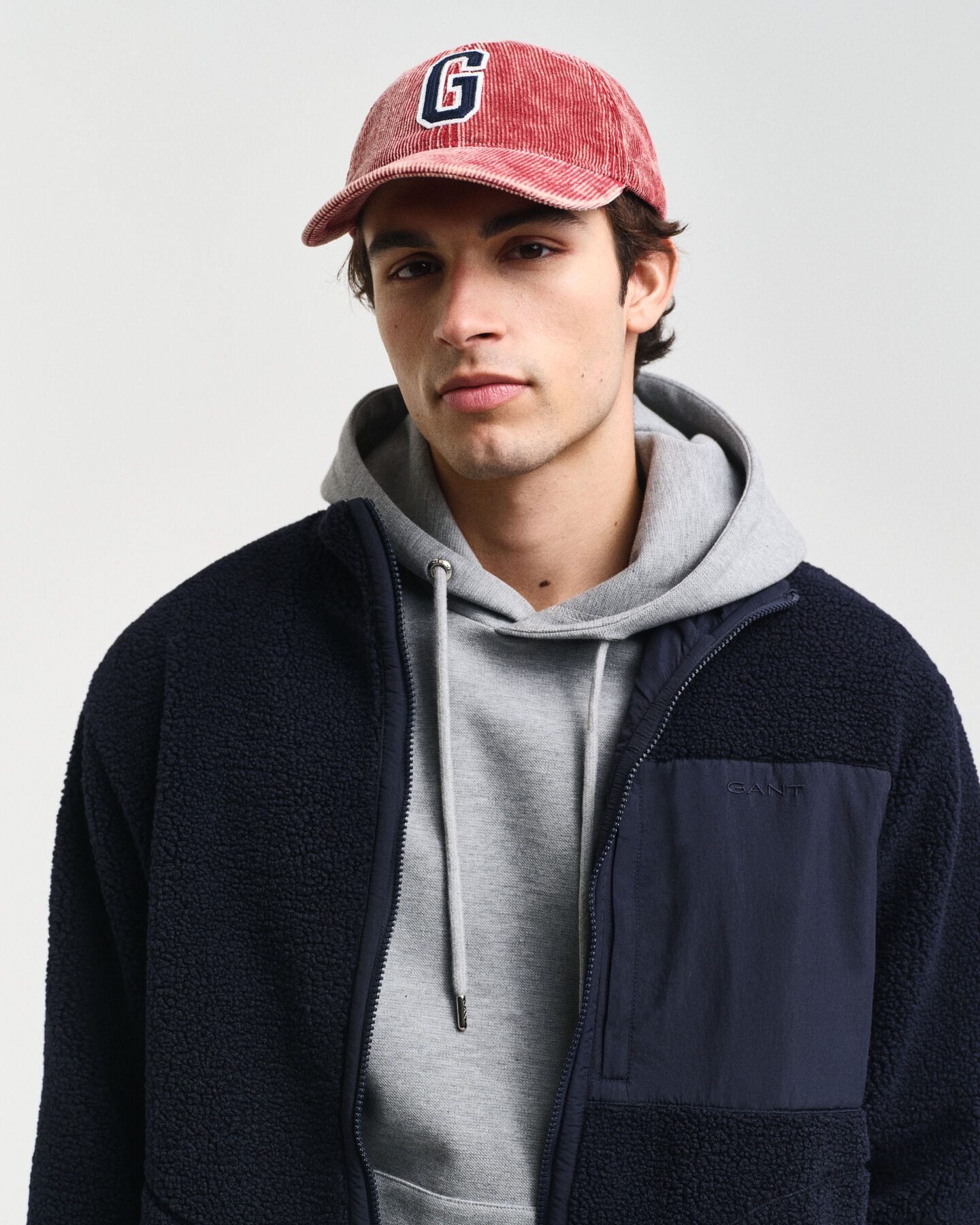 Polar reversível com fecho de correr