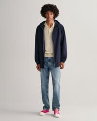 Blusão com capuz leve