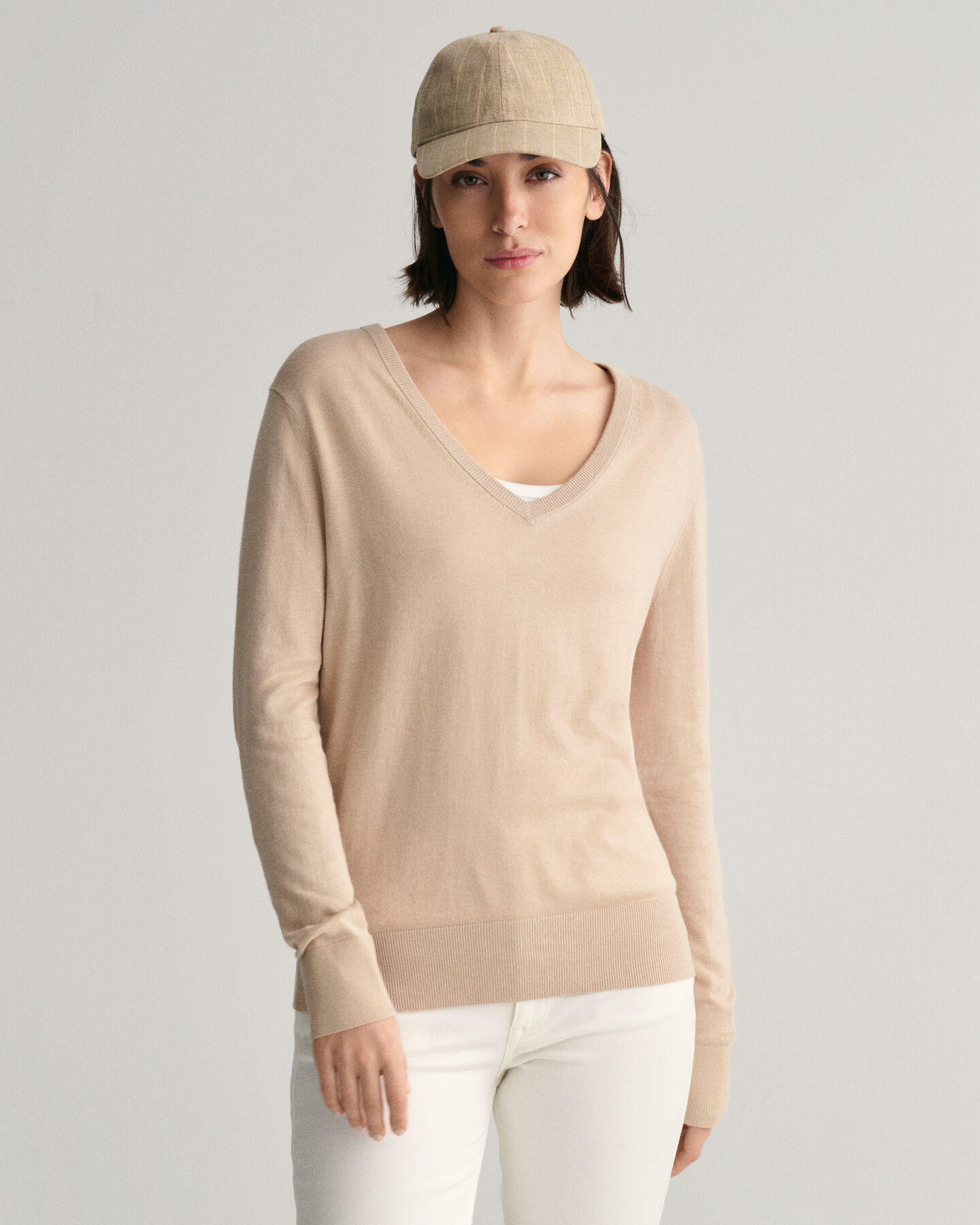 Boné em linho às riscas