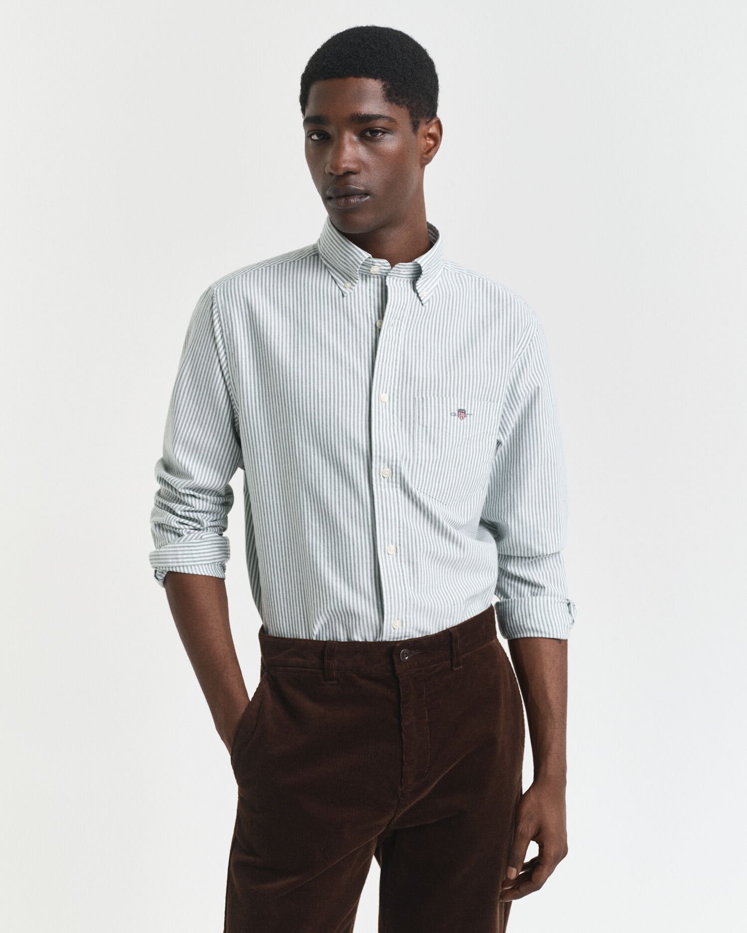 Camisa Oxford às riscas finas Classic