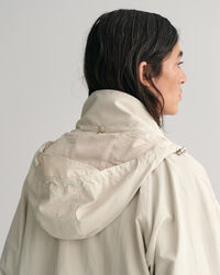 Casaco com mangas raglan