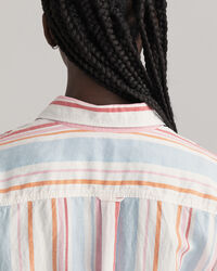 Vestido-camisa às riscas