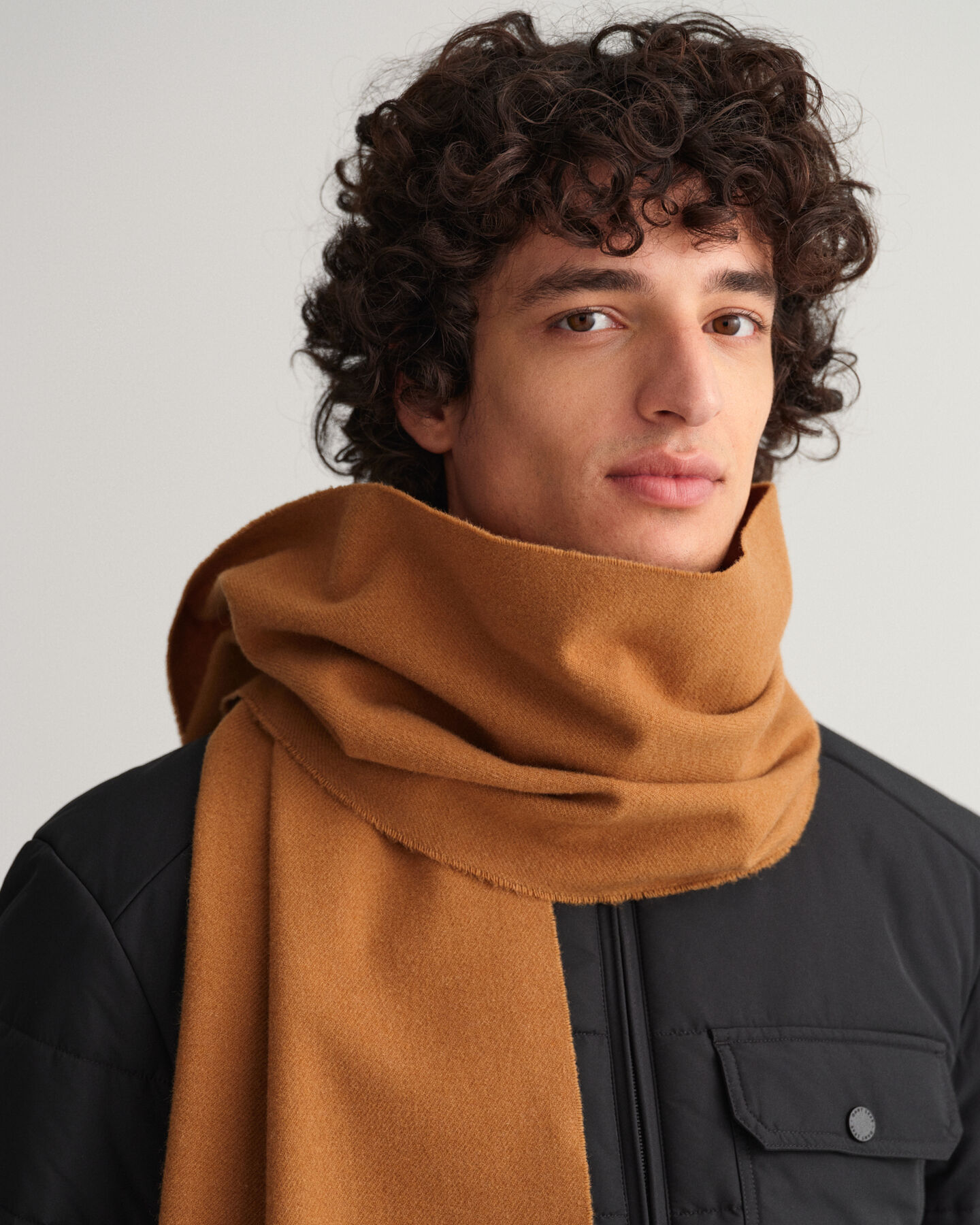 Cachecol liso em lã