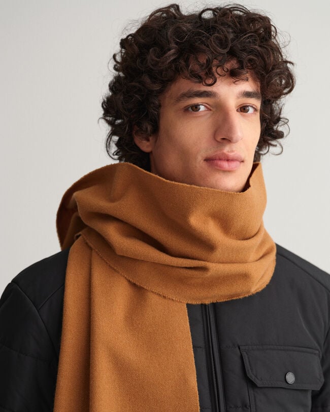 Cachecol liso em lã