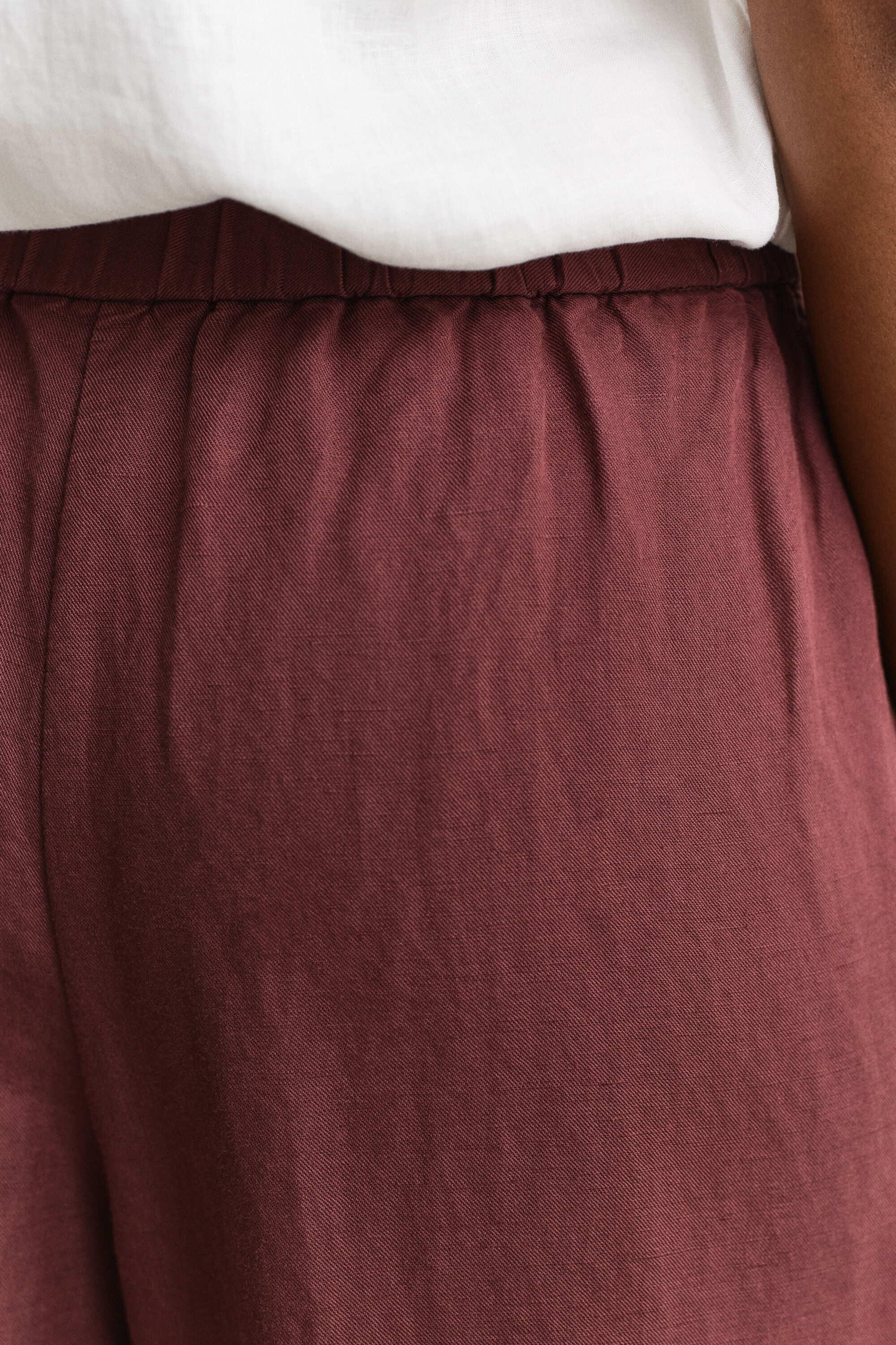 Calças em mistura de linho