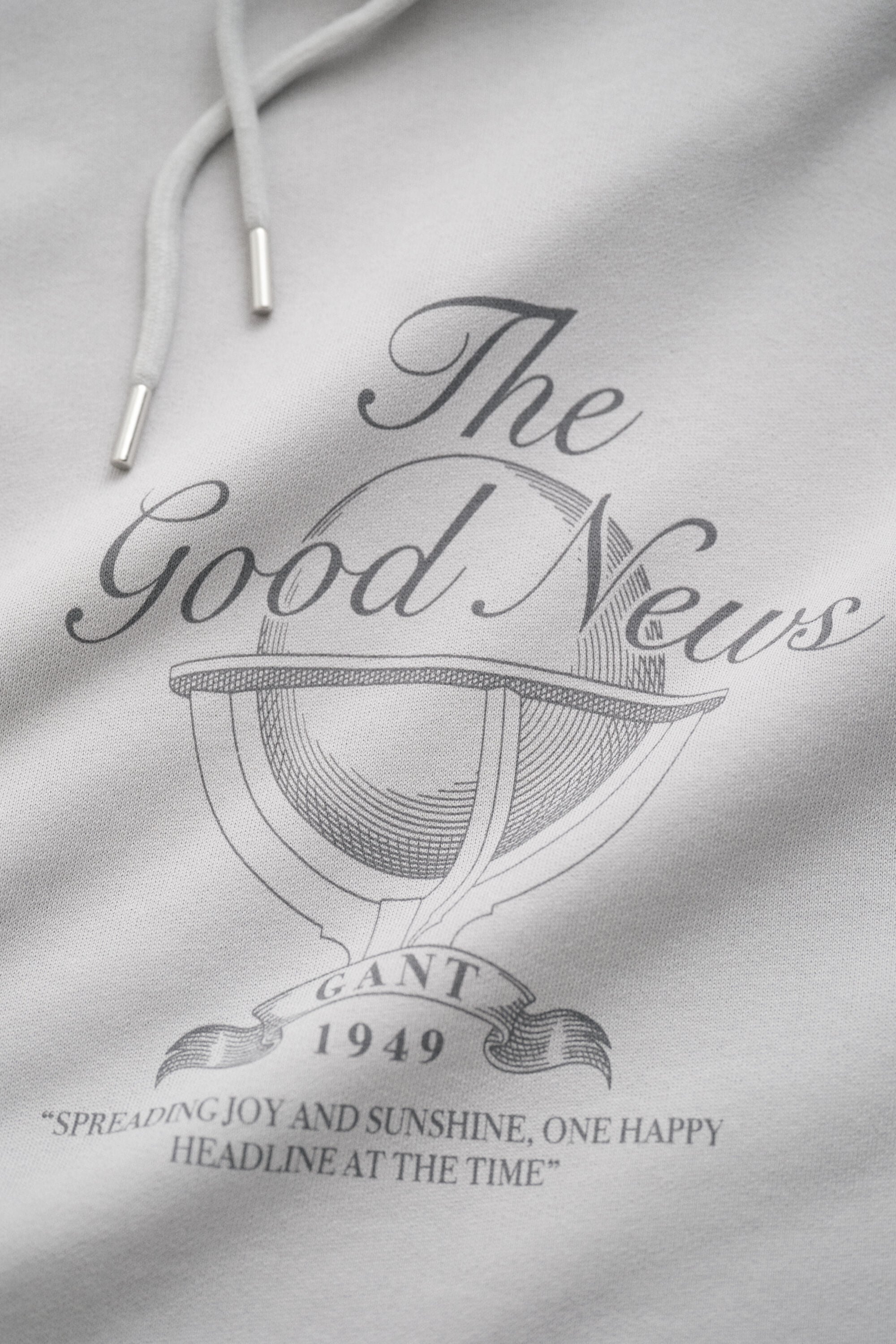 Sweatshirt com capuz e grafismo sazonal