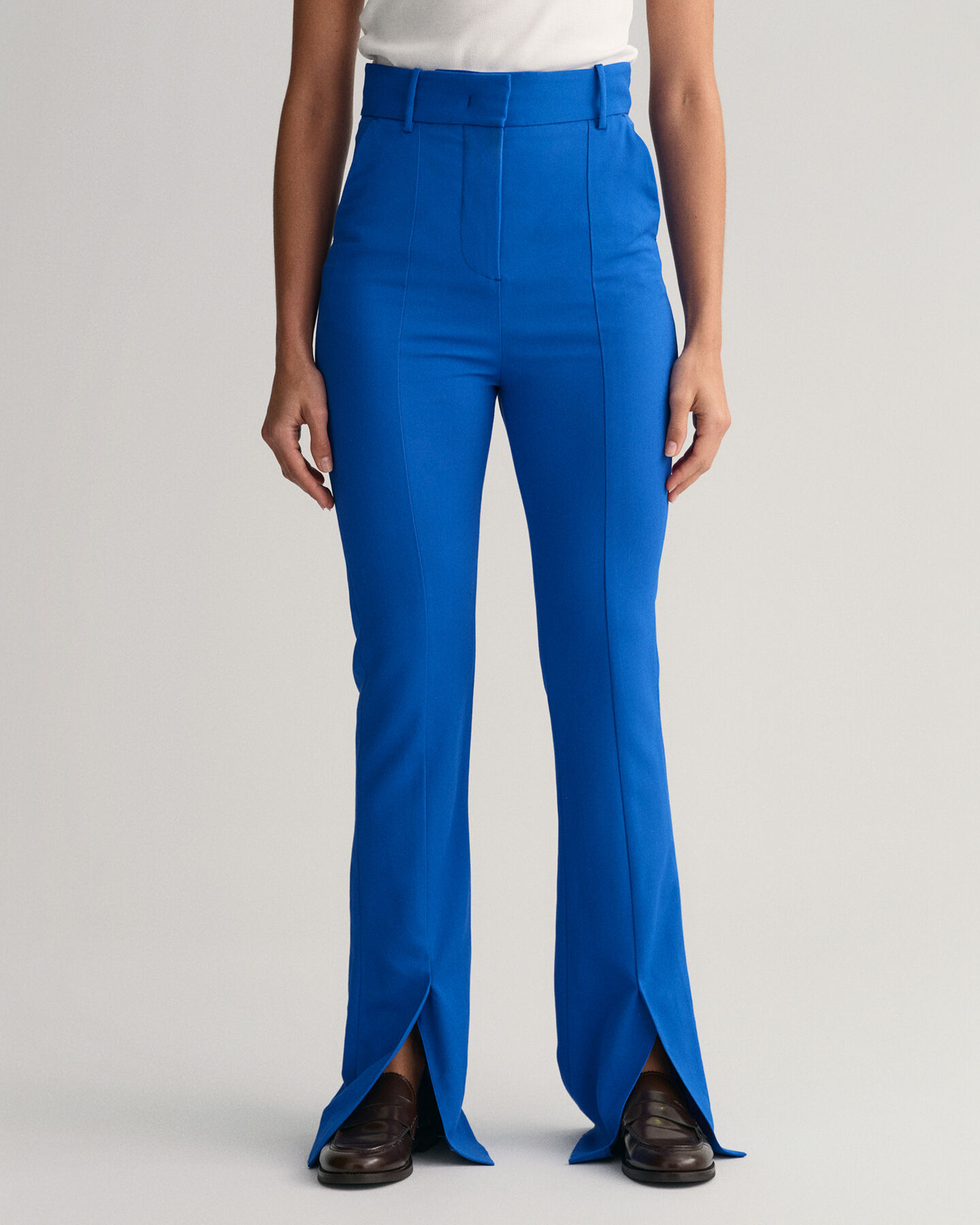 Calças de fato com perna a direito