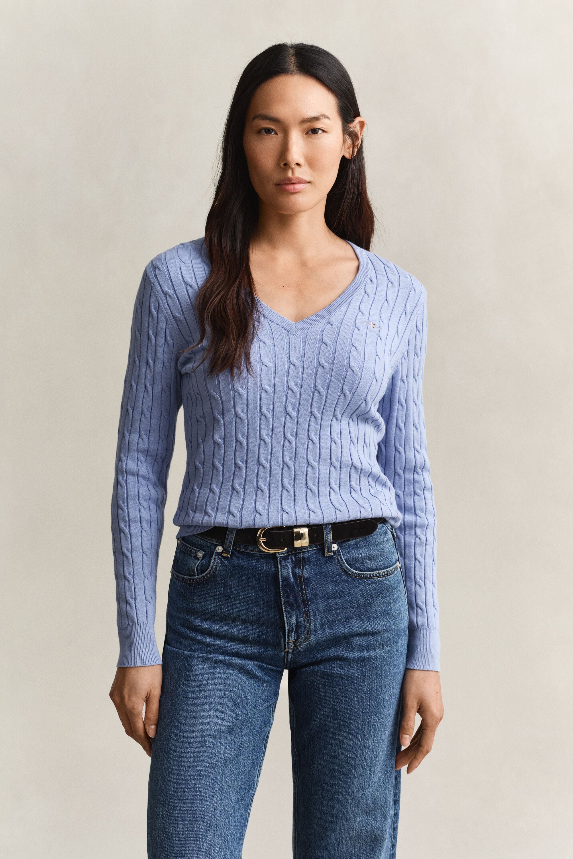Camisola de malha entrançada com decote em V em algodão com elastano