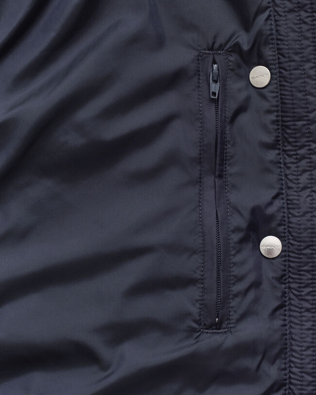 Blusão de penas leve