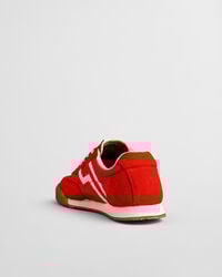 Ténis em camurça Beylana