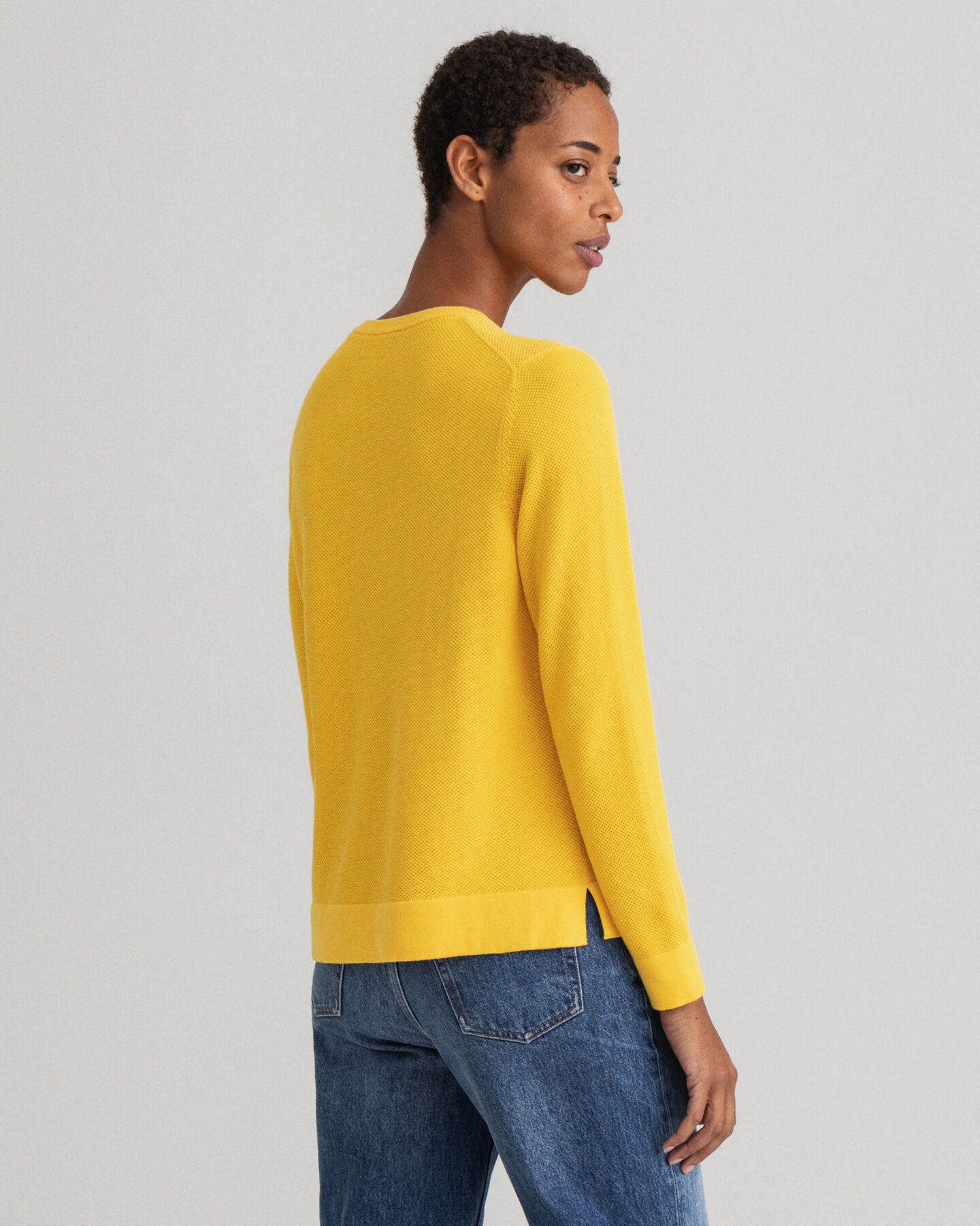 Camisola com decote redondo em algod&atilde;o piqu&eacute;