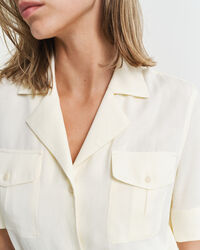 Vestido com bolsos regular fit