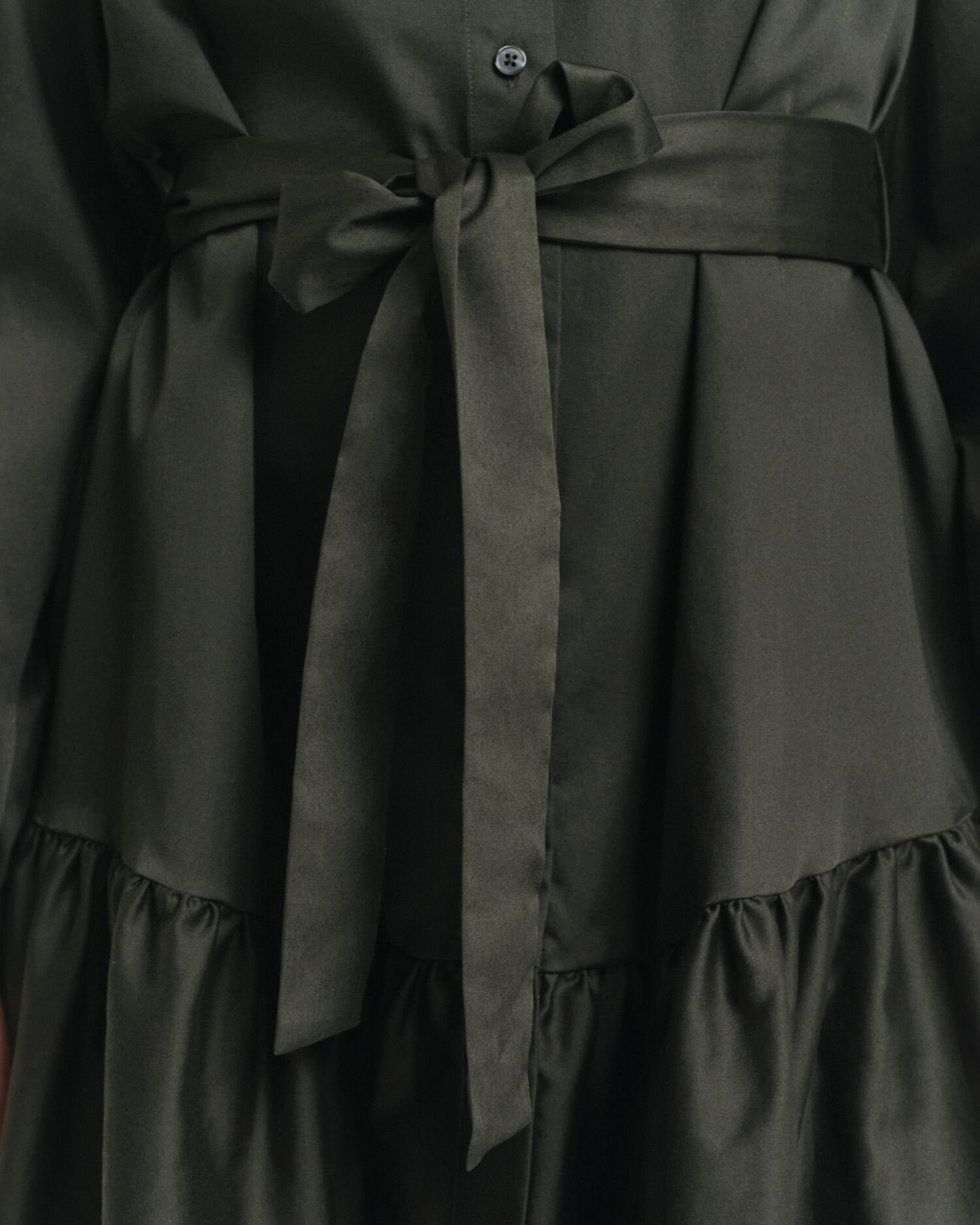 Vestido de manga comprida em algodão acetinado