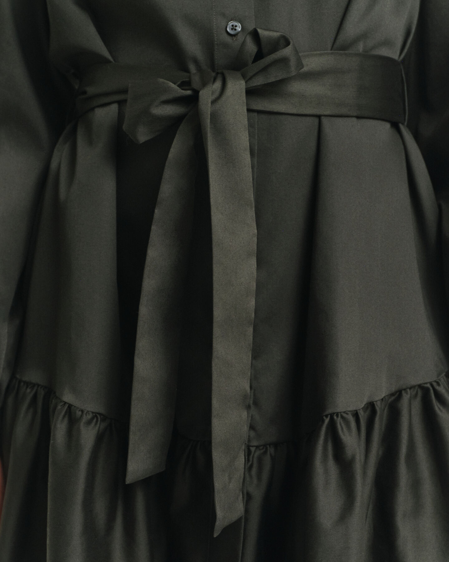 Vestido de manga comprida em algodão acetinado