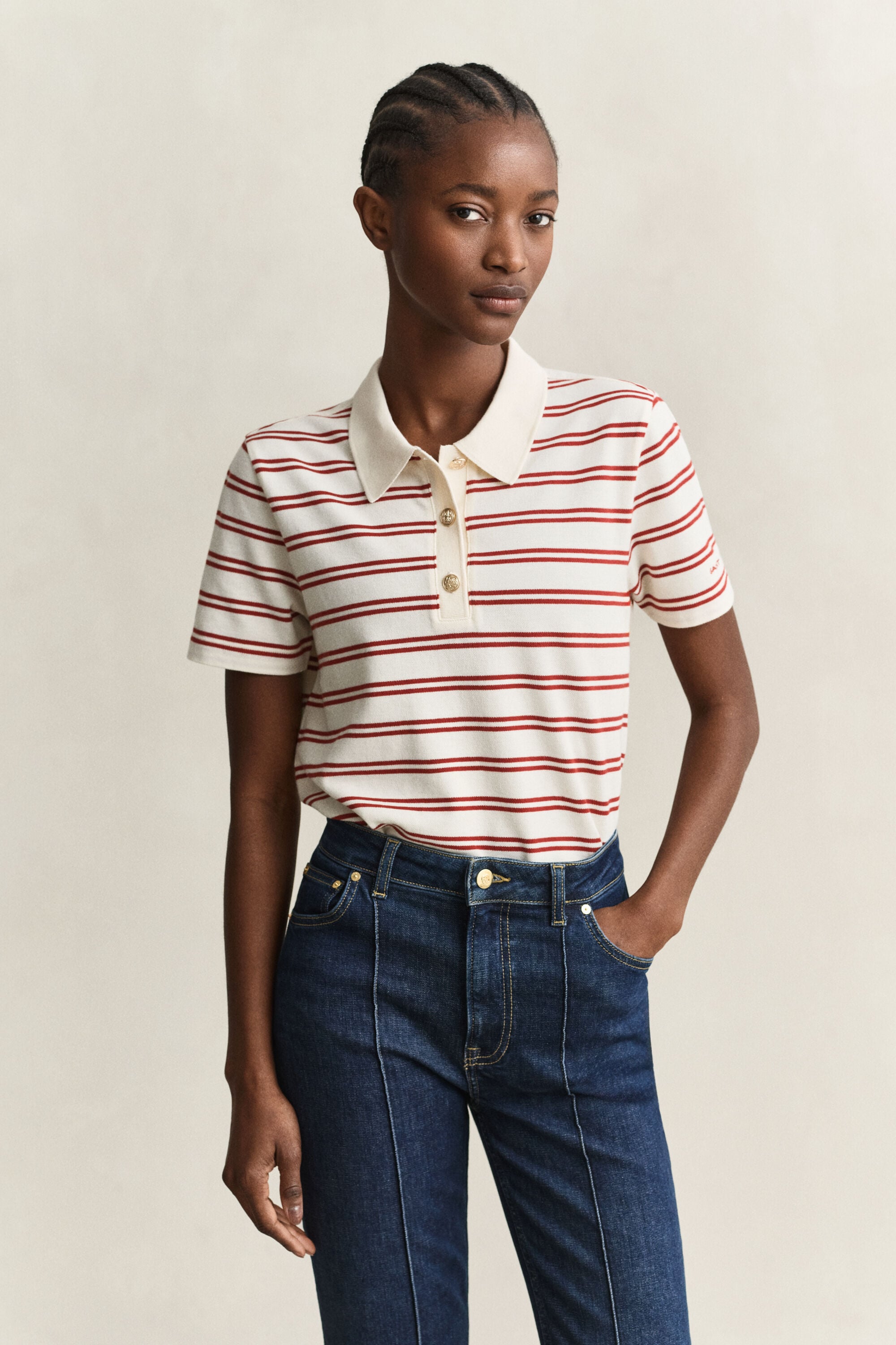 Camisola tipo polo em algodão piqué às riscas