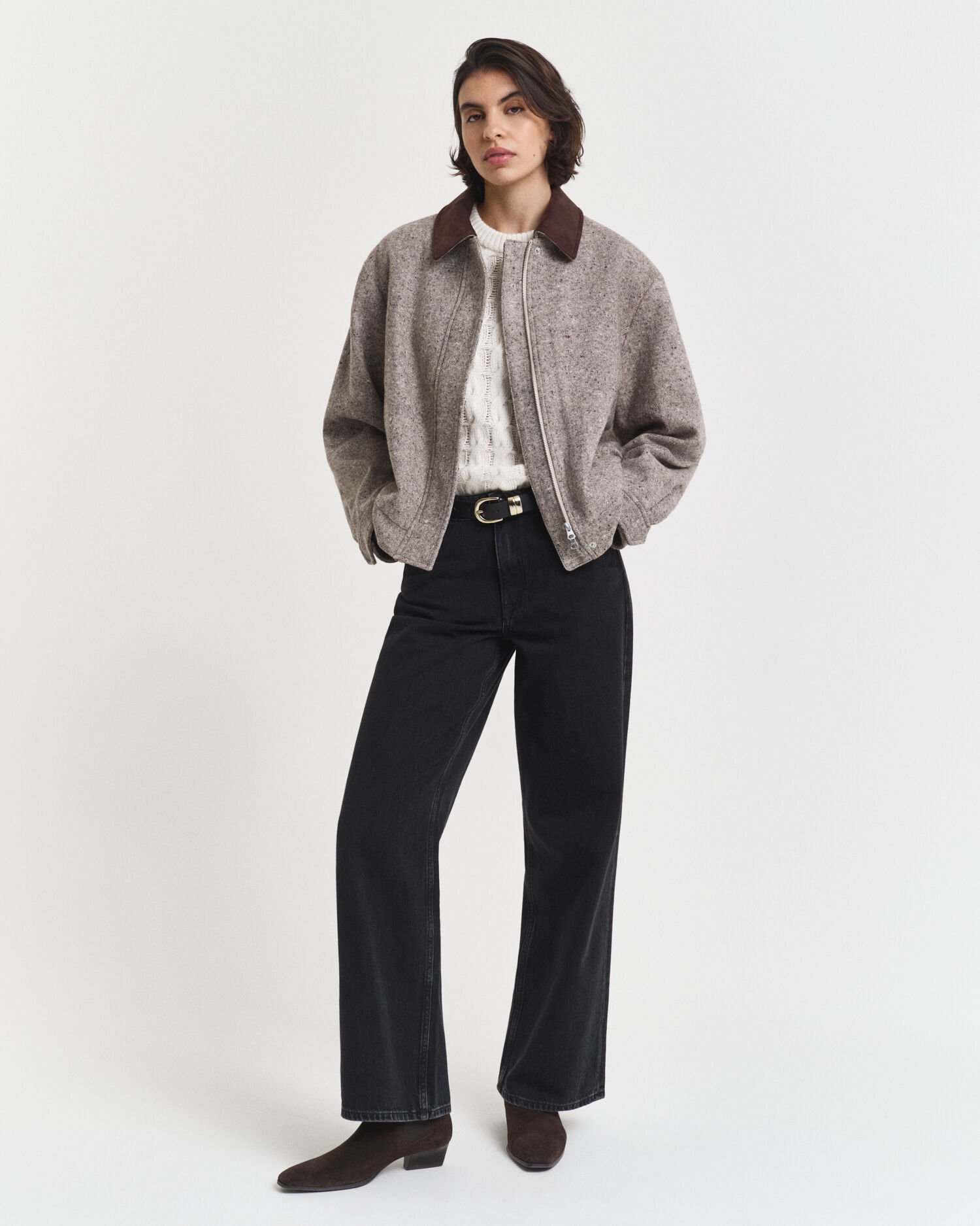 Camisola de malha entrançada com mangas curtas volumosas