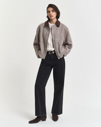 Camisola de malha entrançada com mangas curtas volumosas