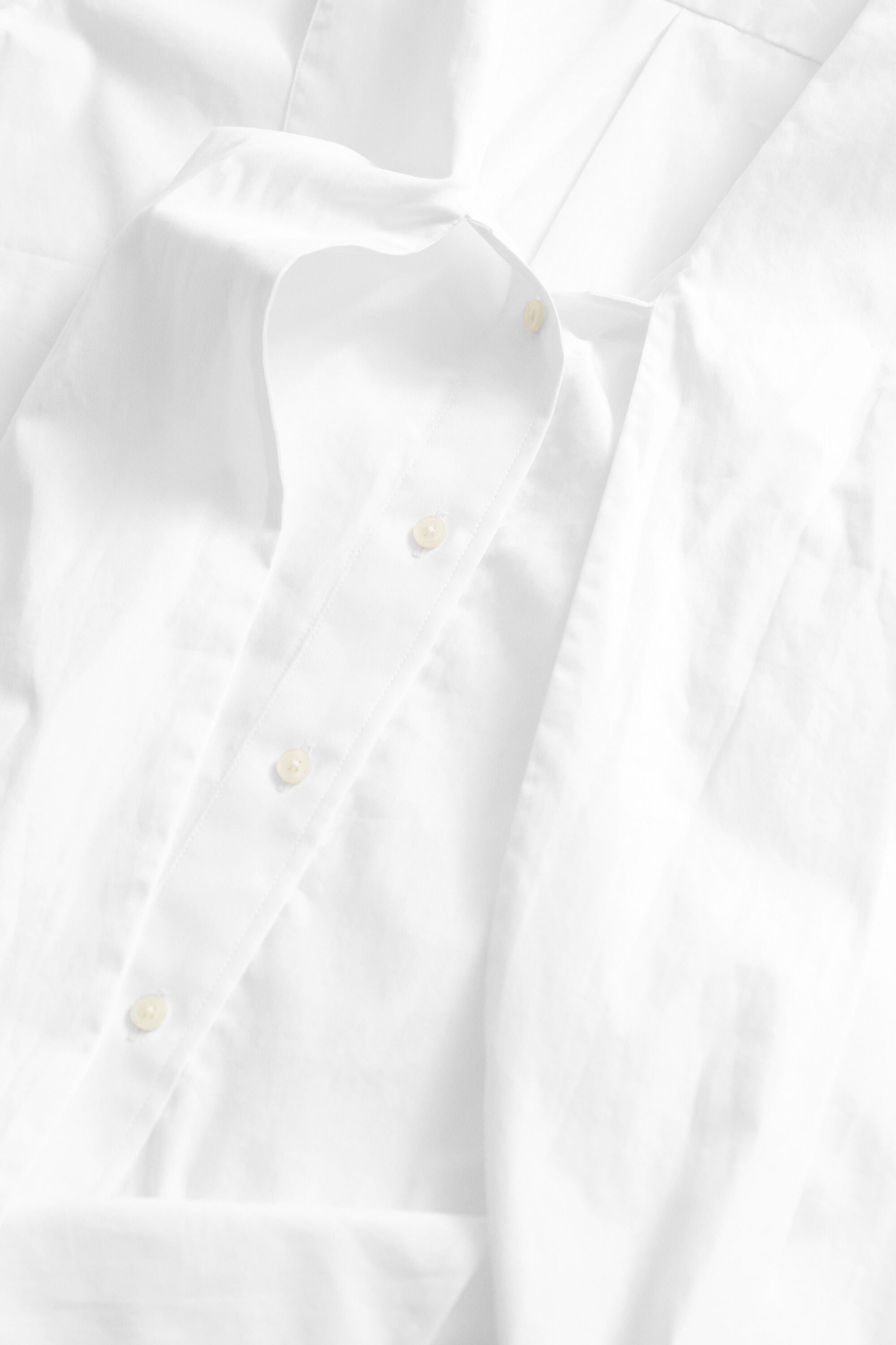 Camisa com laço em popelina