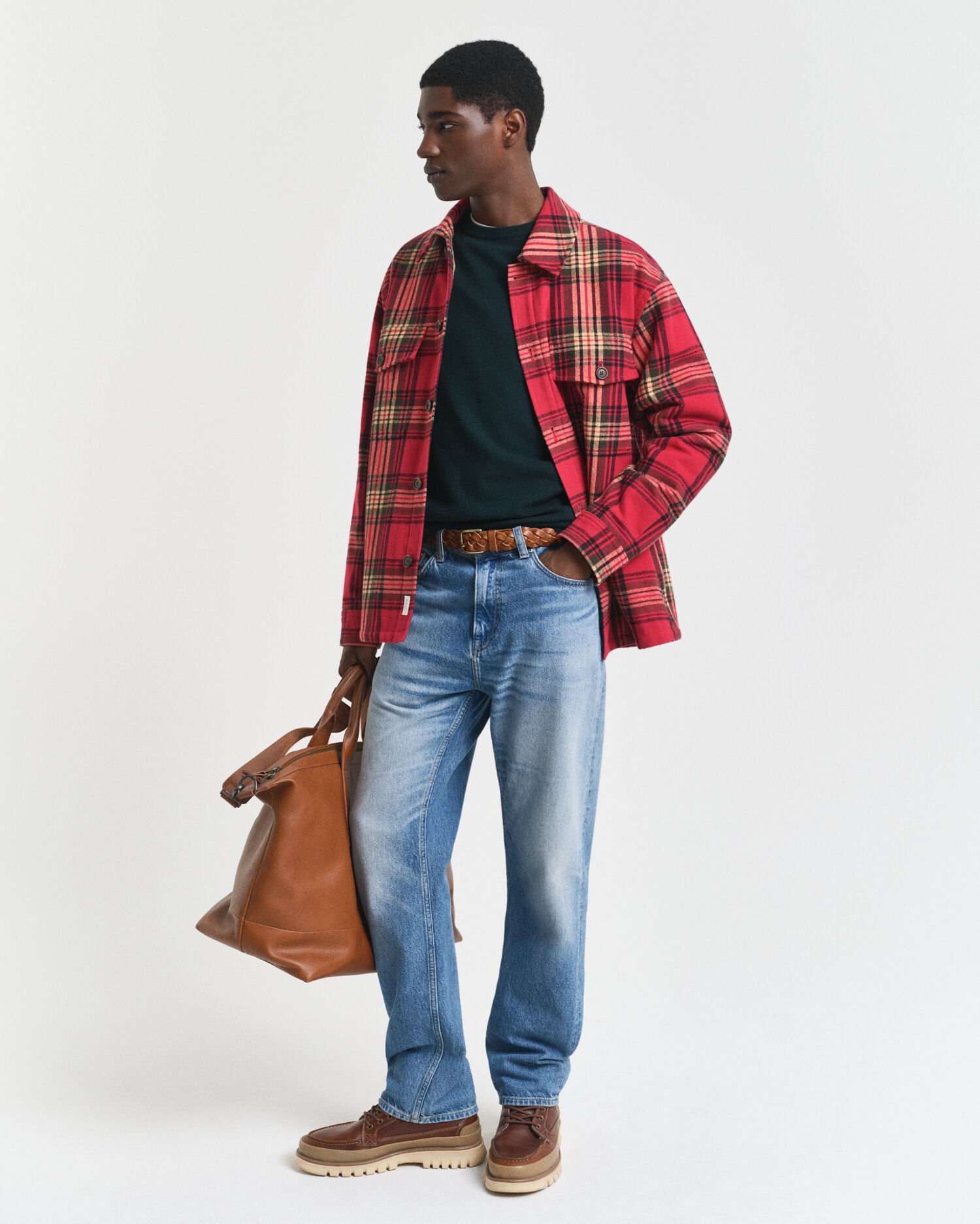 Camisola de malha com decote redondo em lã extrafina