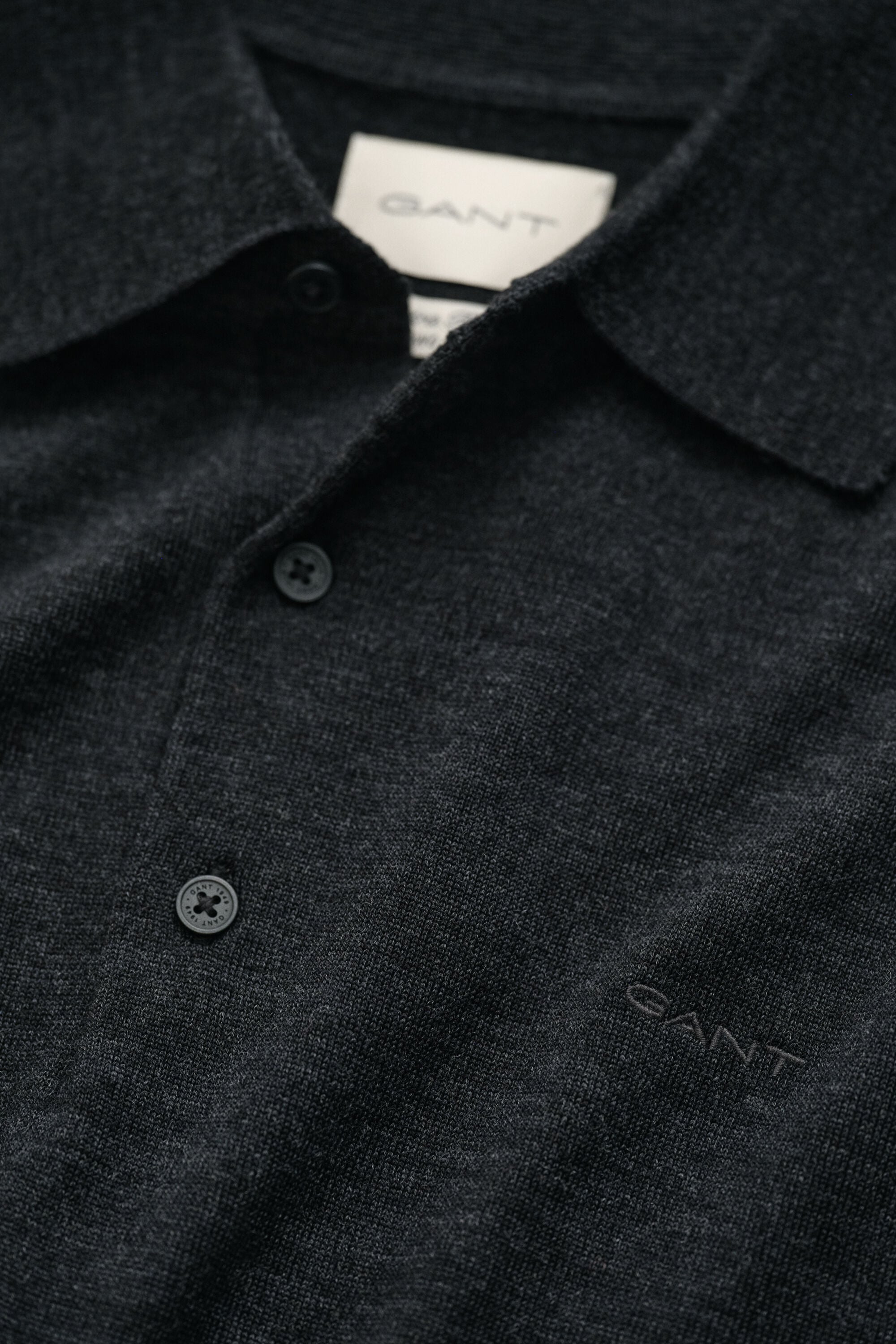 Camisola de malha estilo polo em lã de merino extrafina