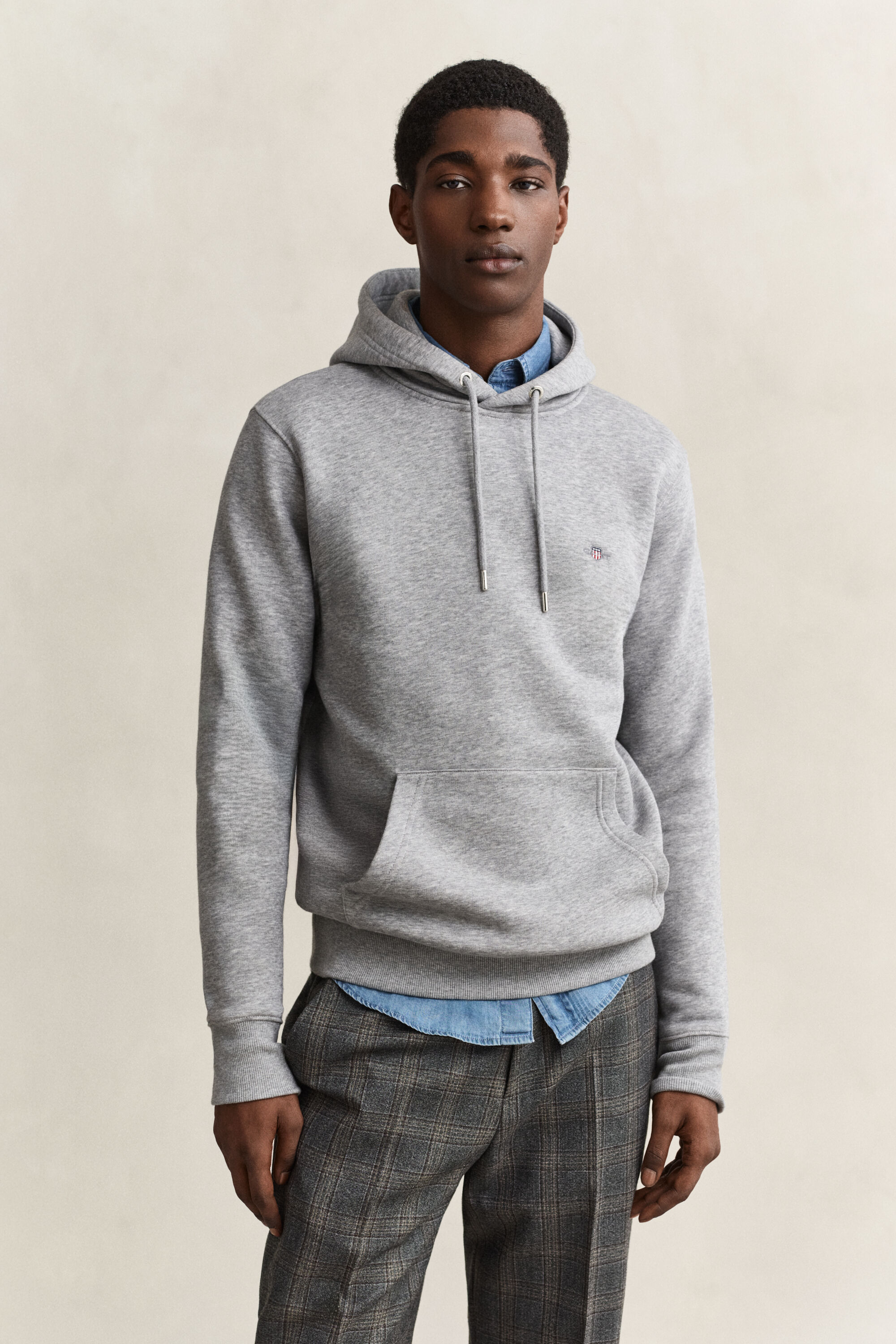Sweatshirt com capuz Shield