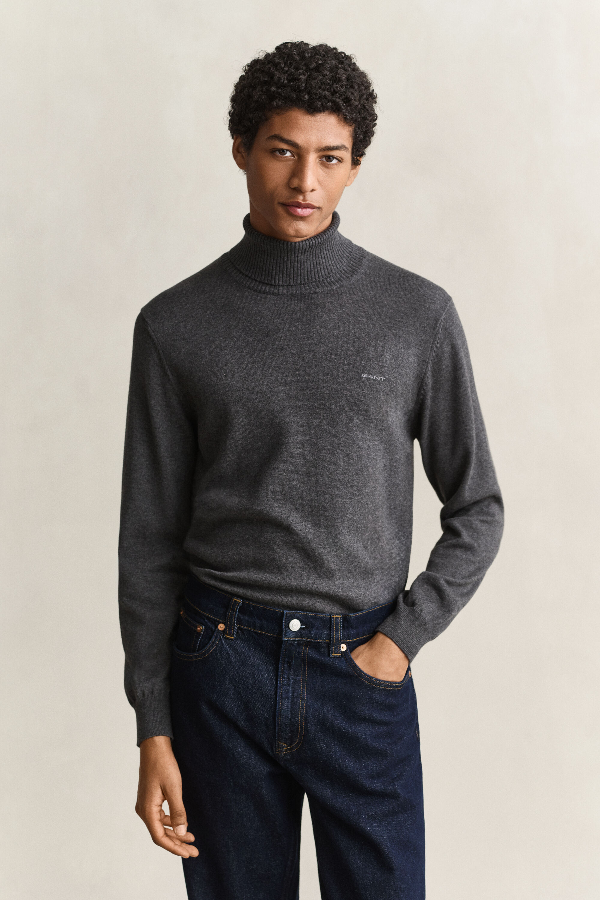 Camisola de gola alta em lã e algodão