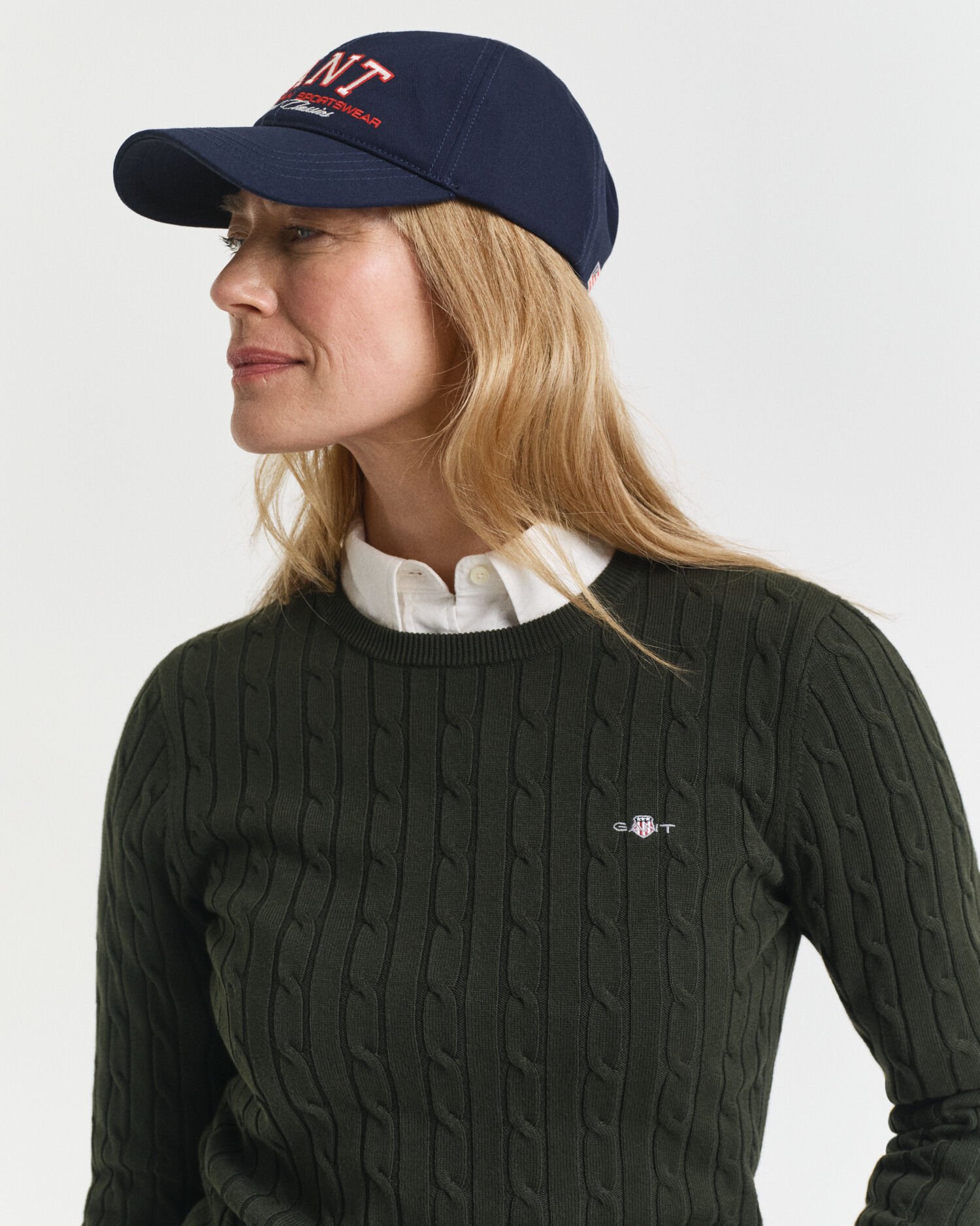 Camisola de malha entrançada com decote redondo