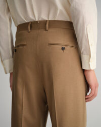 Calças de fato em flanela com perna larga