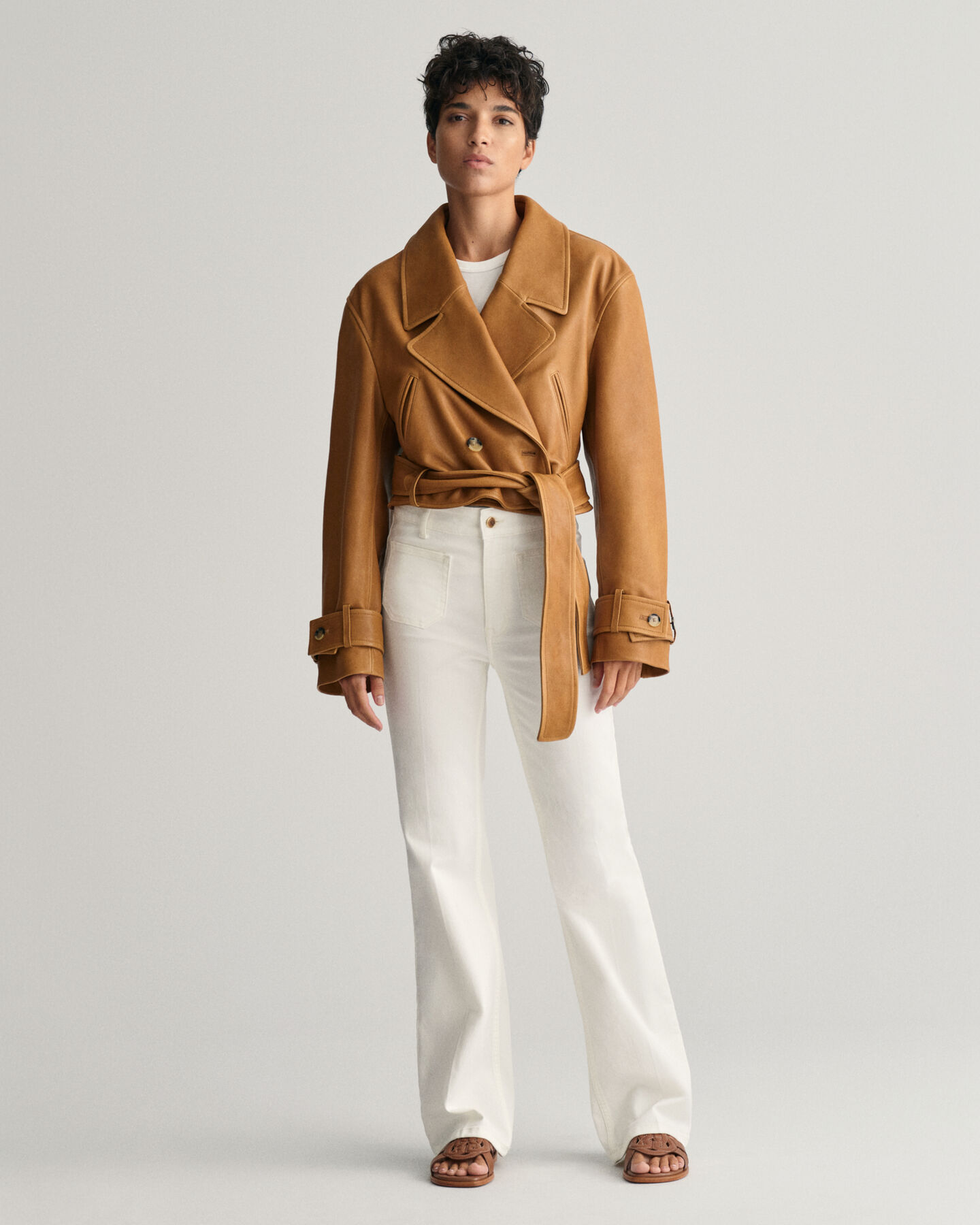 Cal&ccedil;as de ganga brancas evas&ecirc; slim fit