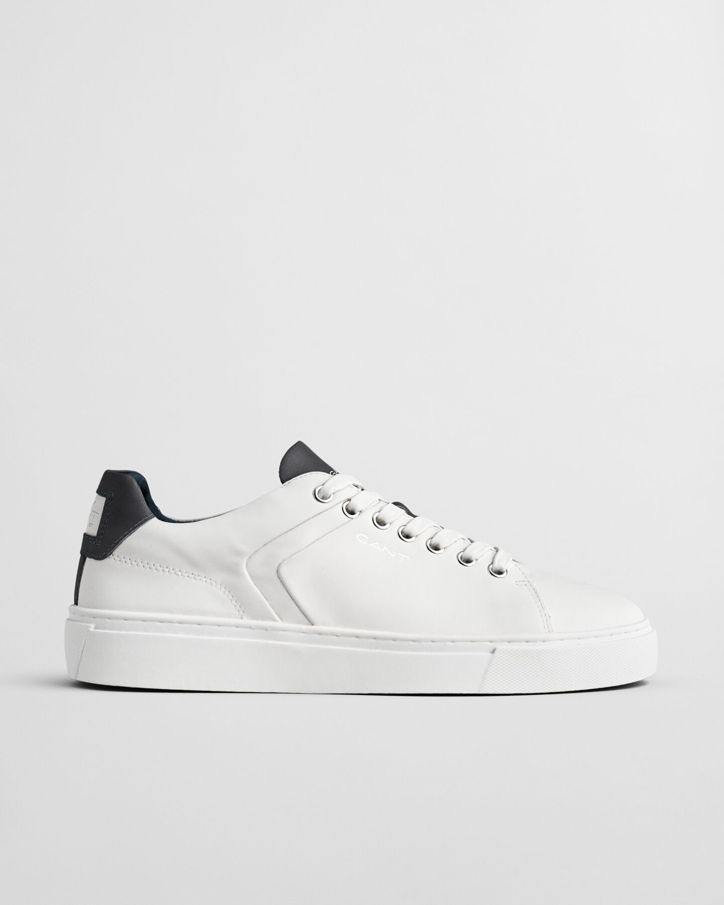 Ténis em pele Mc Julien