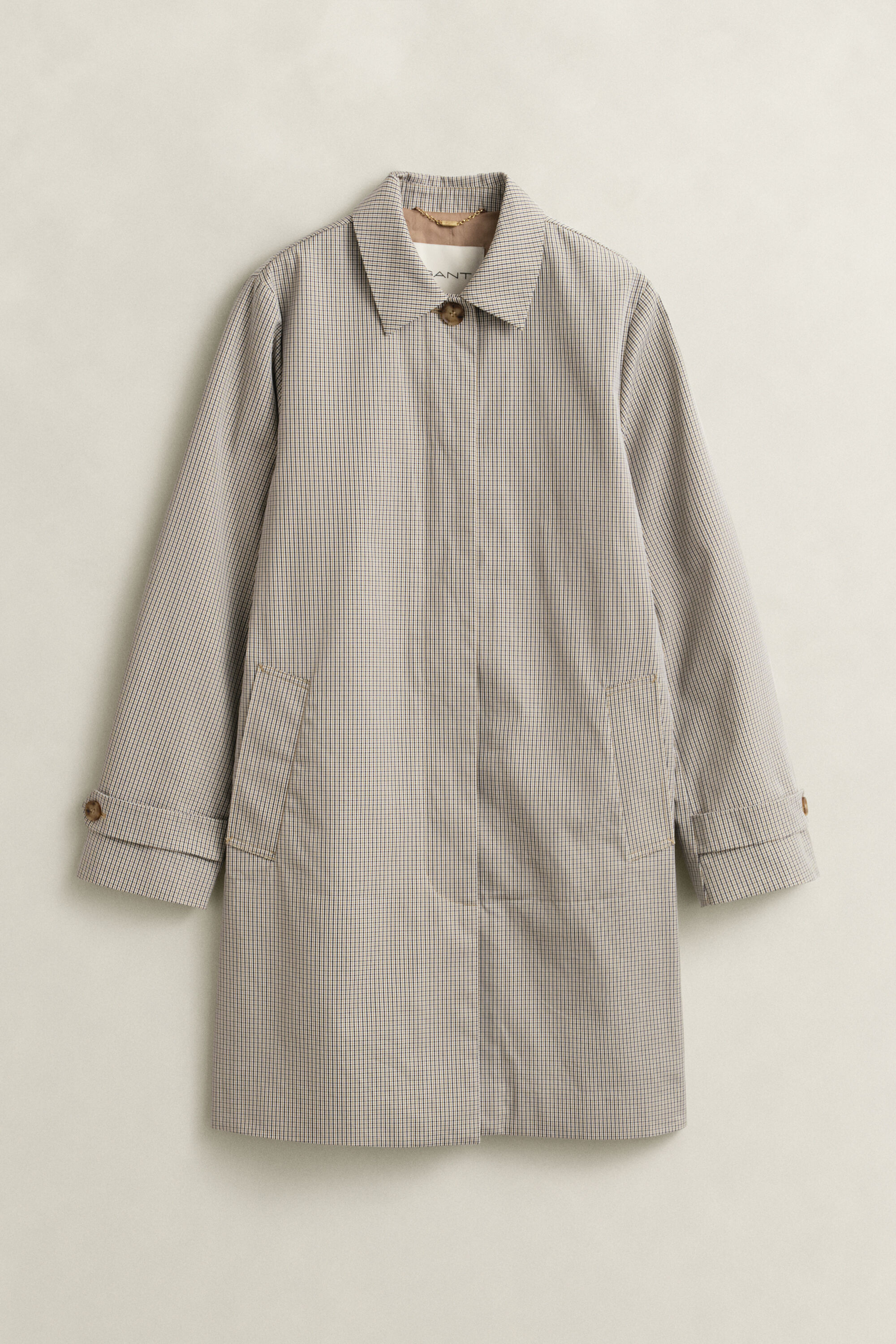 Gabardina com padrão de xadrez