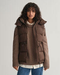 Colete de penas com comprimento m&eacute;dio