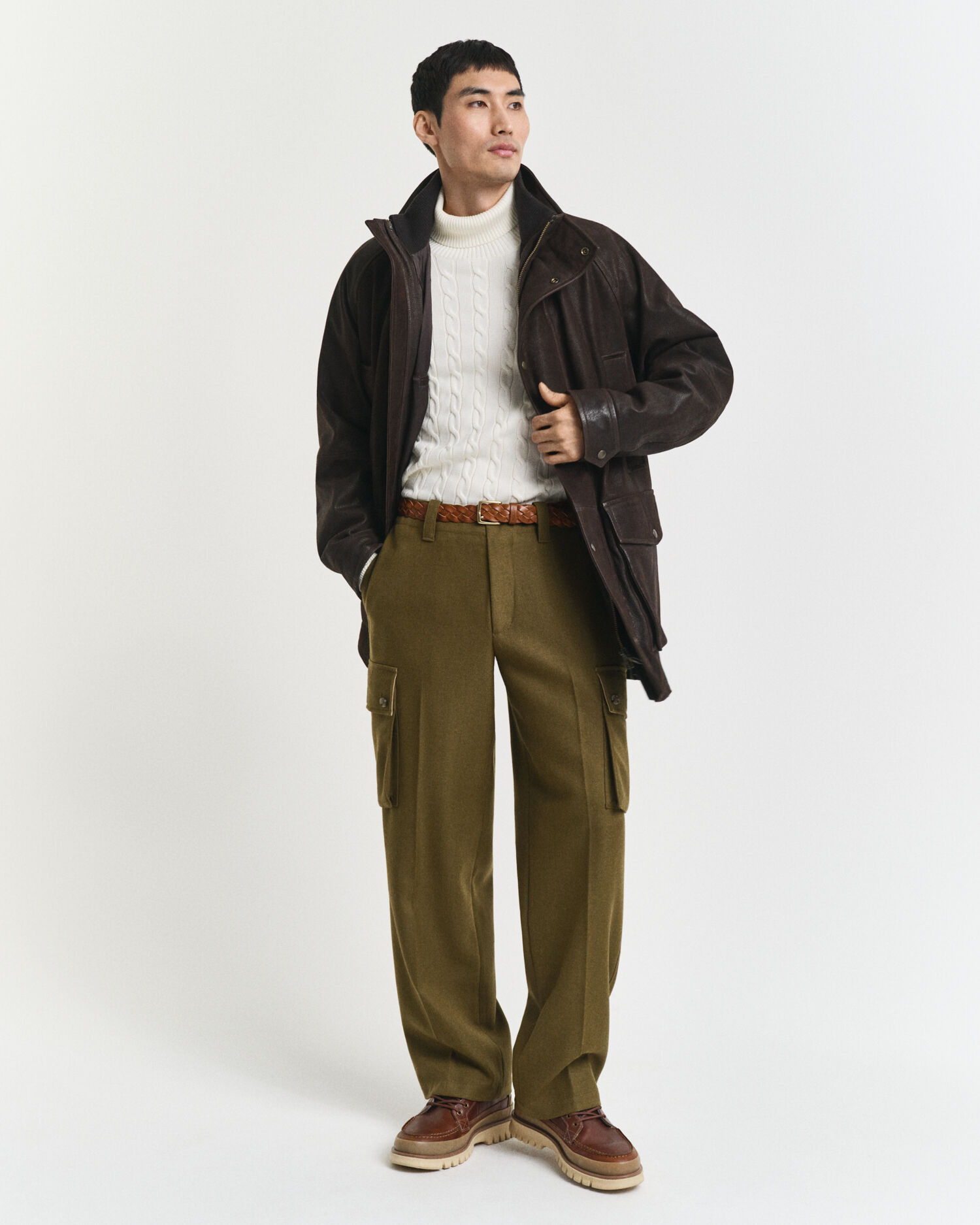 Camisola de gola alta em malha entrançada de algodão