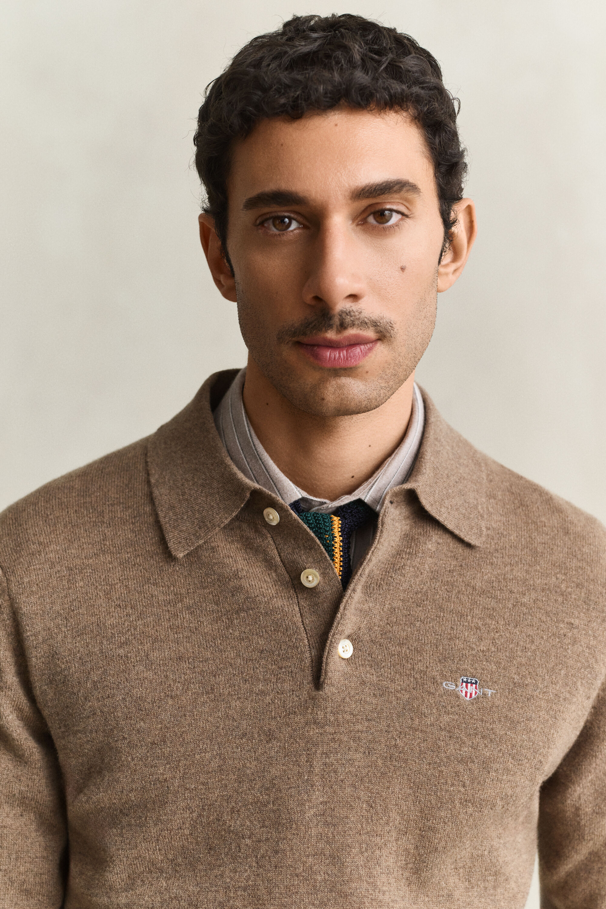 Camisola de malha tipo polo em lã extrafina