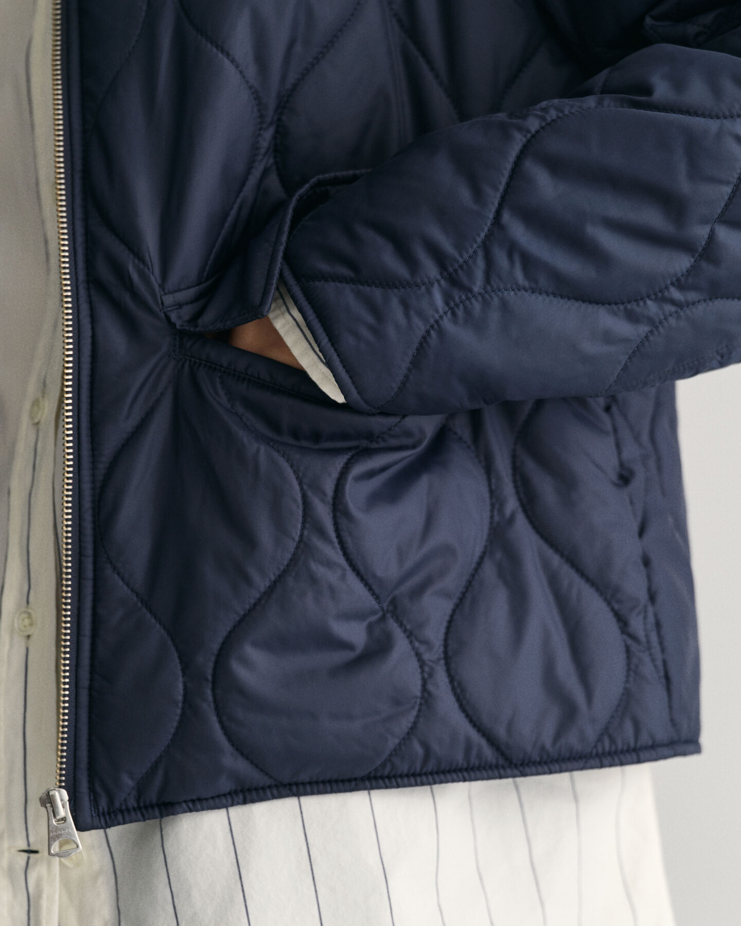 Blusão acolchoado com colarinho