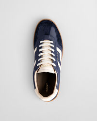 Ténis em pele Cuzima