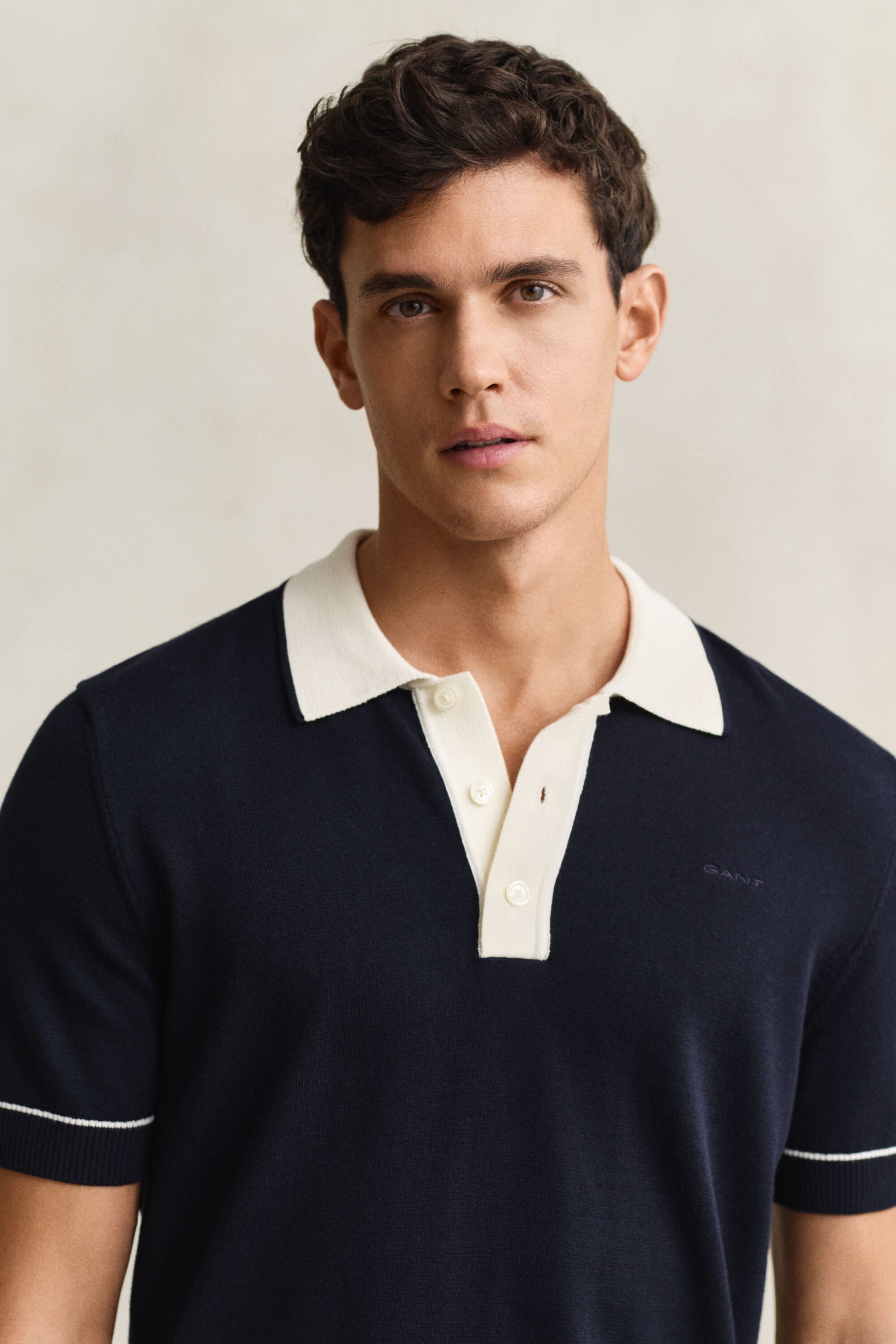 Camisola de malha estilo polo em tecido modal e algodão