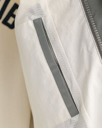 Blusão estilo piloto de corridas