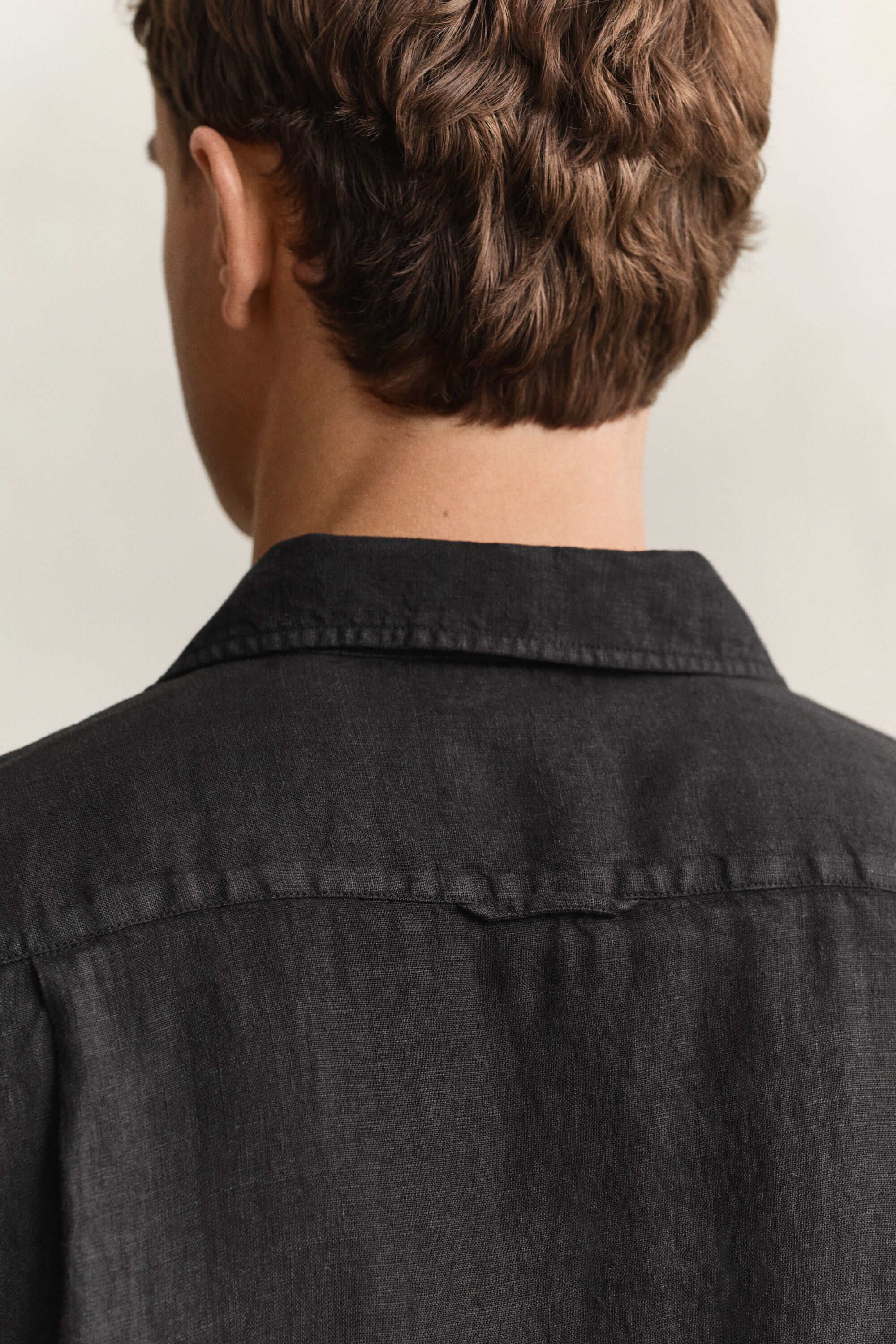 Camisa de manga curta em linho