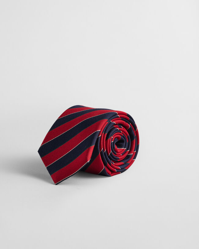 Gravata em seda às riscas