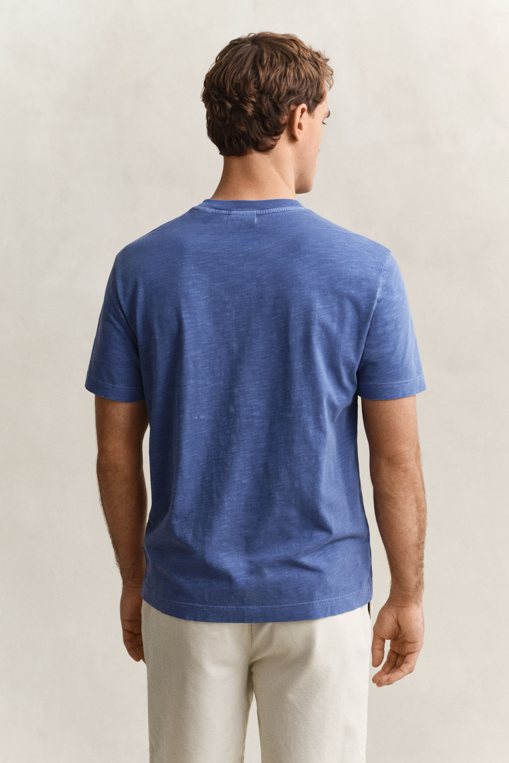 T-shirt com efeito desgastado