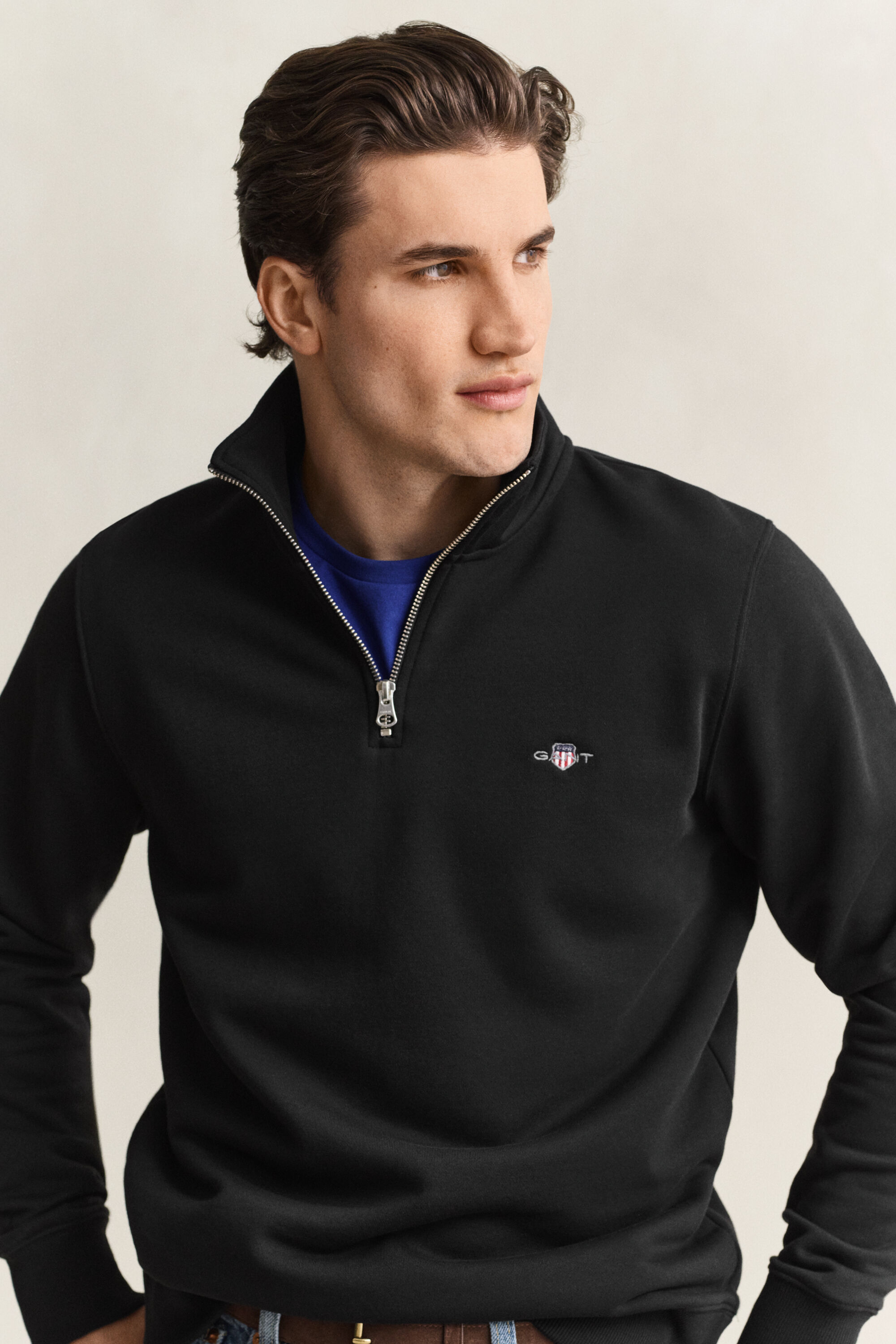 Sweatshirt com meio fecho Shield