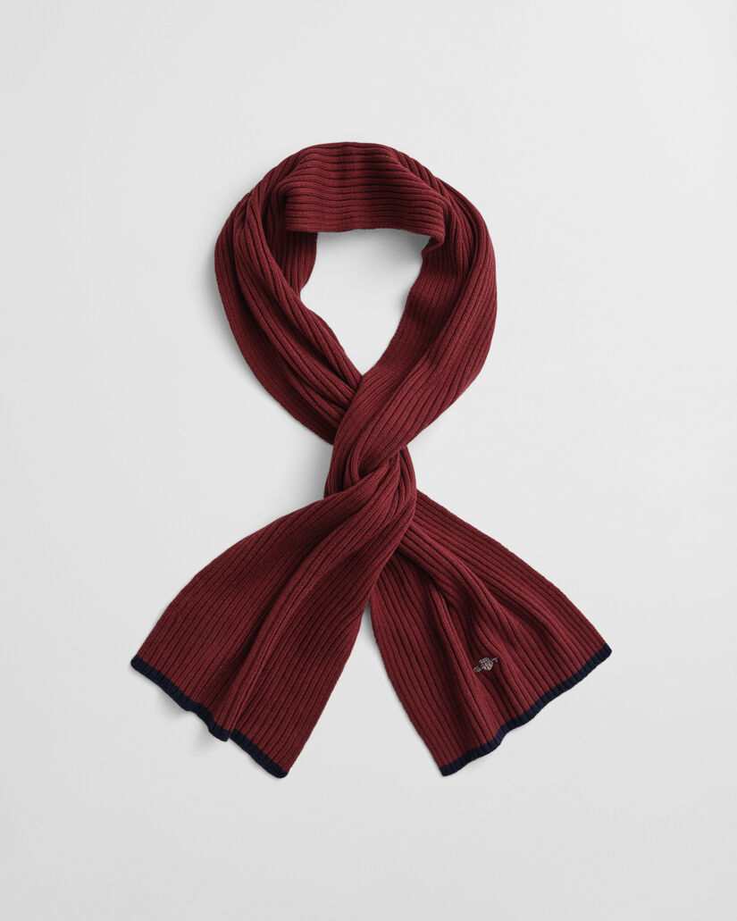 Conjunto de oferta com gorro e cachecol Essential