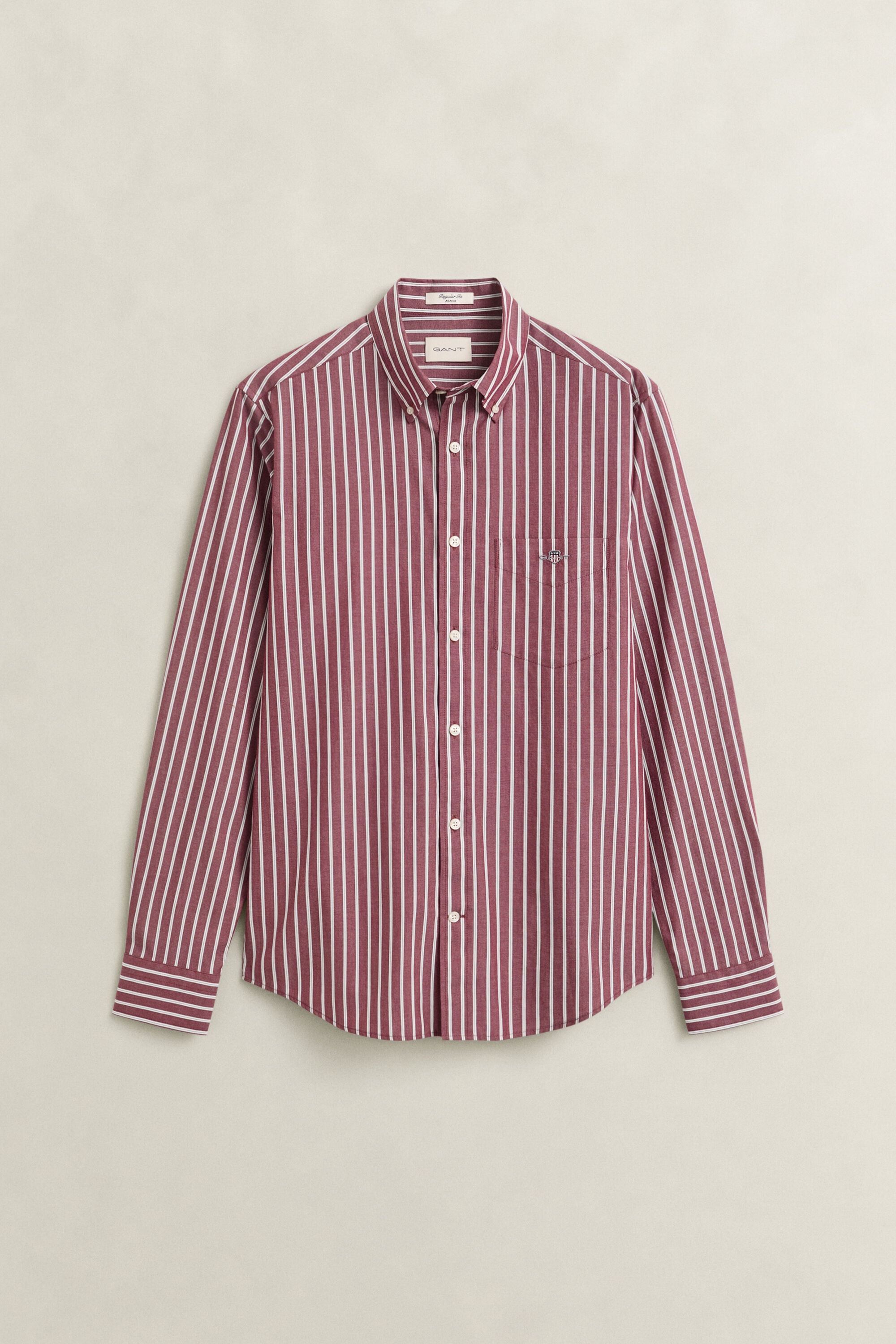 Camisa em popelina às riscas