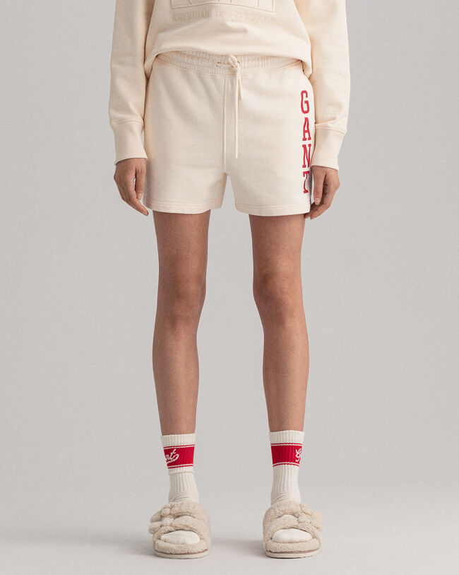 Cal&ccedil;&otilde;es Logo Retro Flag