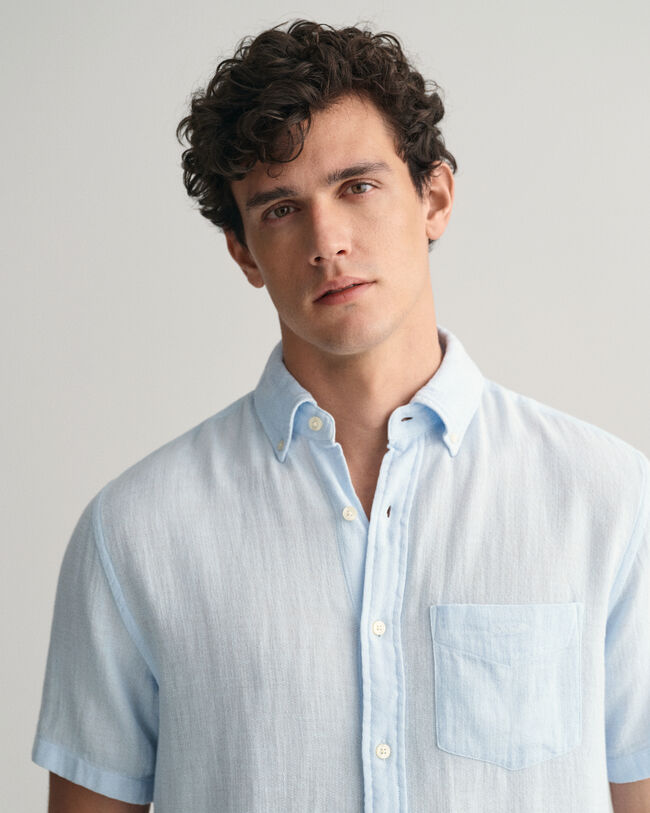 Camisa de manga curta em linho e algod&atilde;o texturizado regular fit