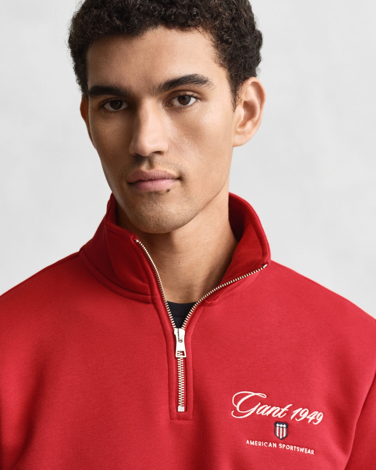 Sweatshirt com meio fecho Graphic