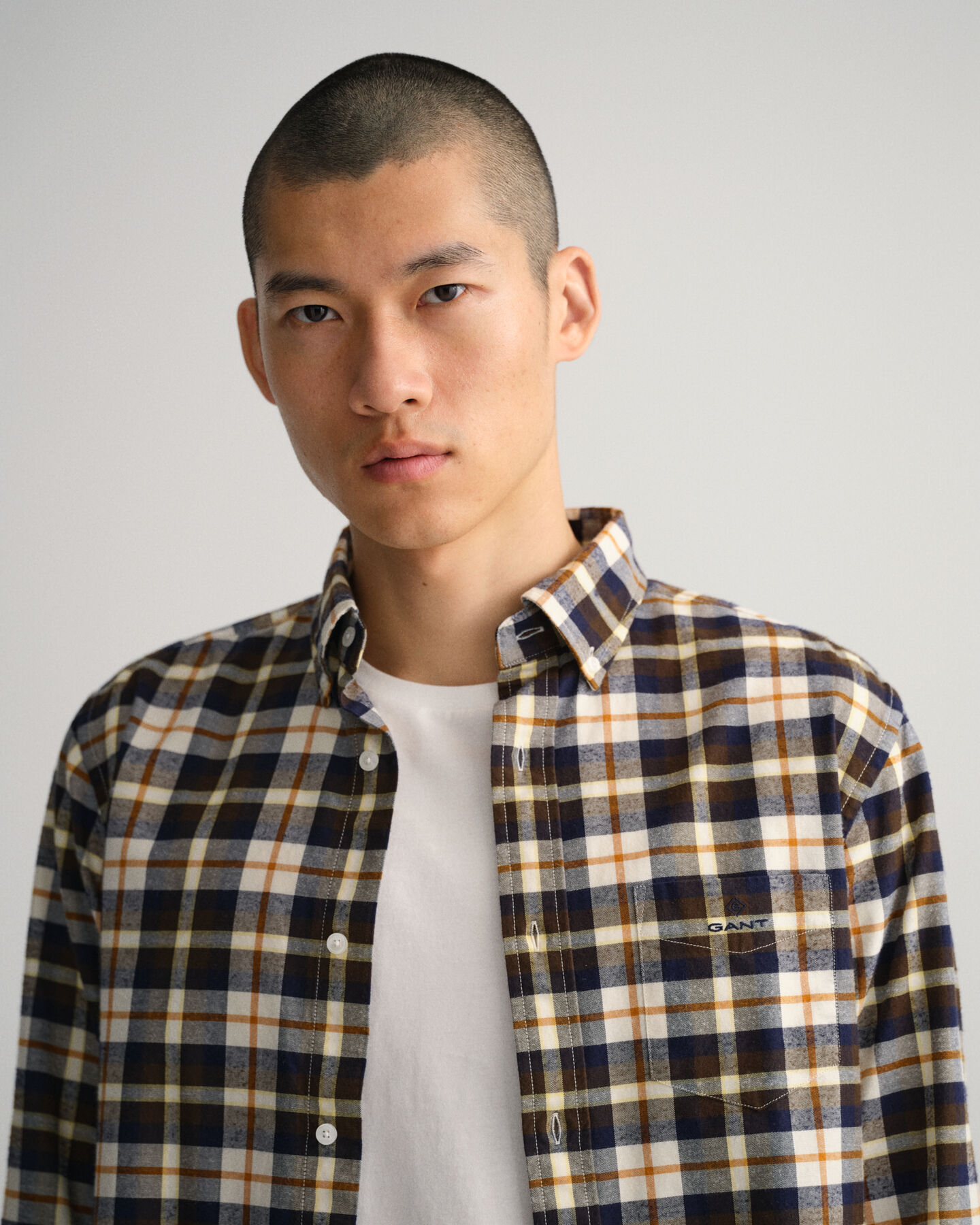 Camisa em algod&atilde;o Oxford escovado com padr&atilde;o tartan regular fit