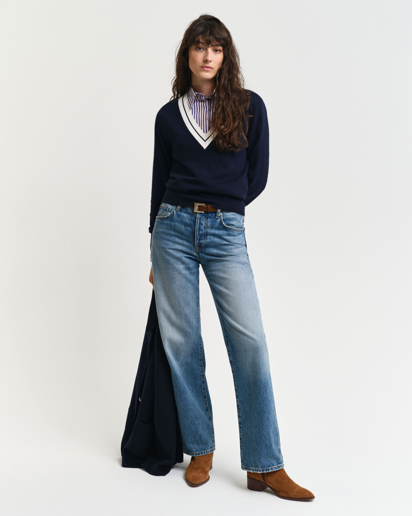 Pullover com decote em V Contrast